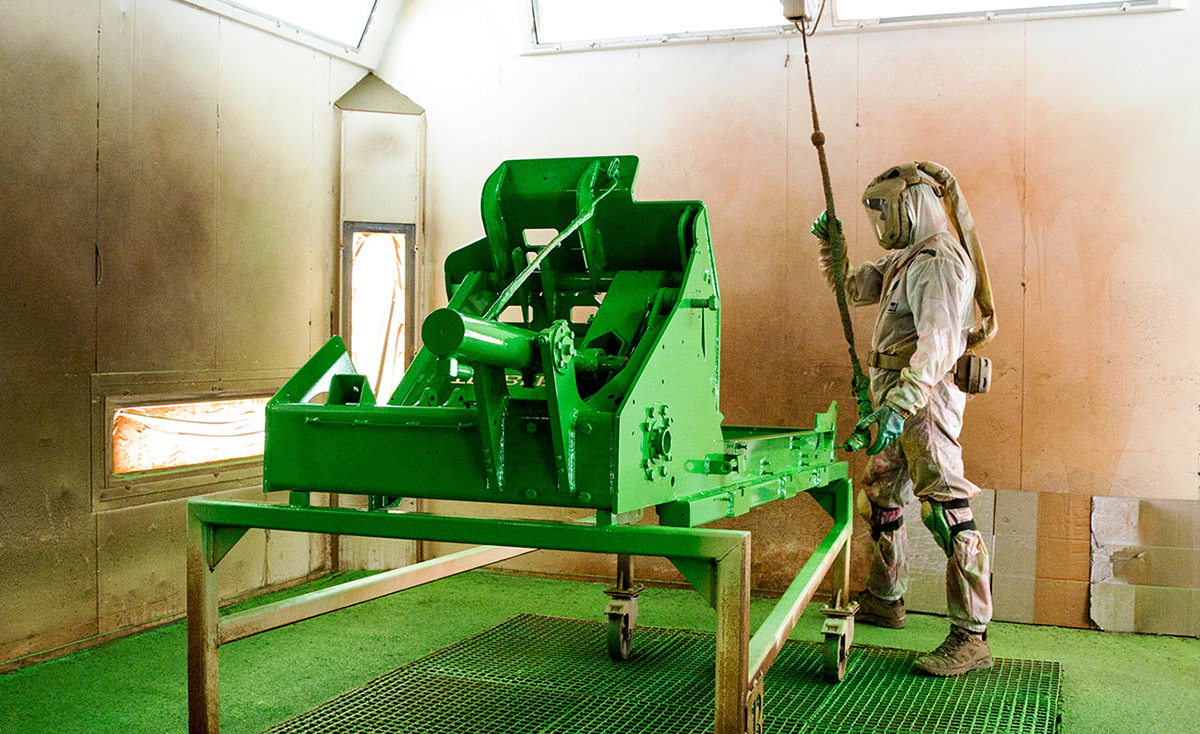 News-TRRG-25000-bin-lift--2-1200x734.jpg