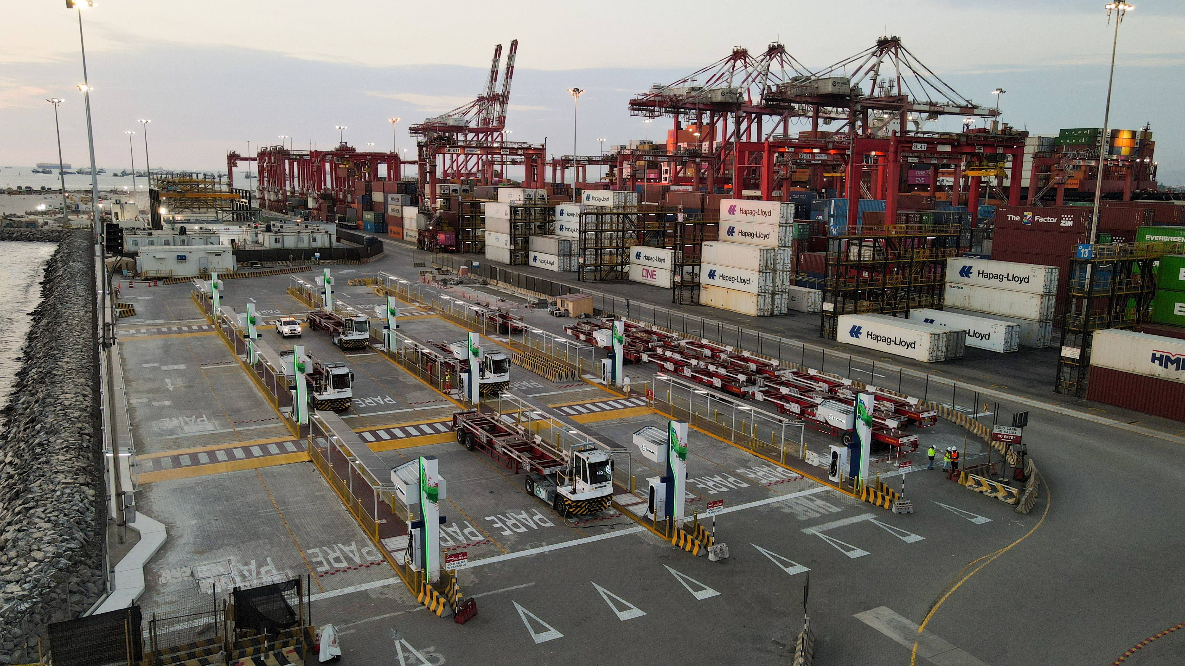 DP-World-Callao-YT203EV-1.jpg