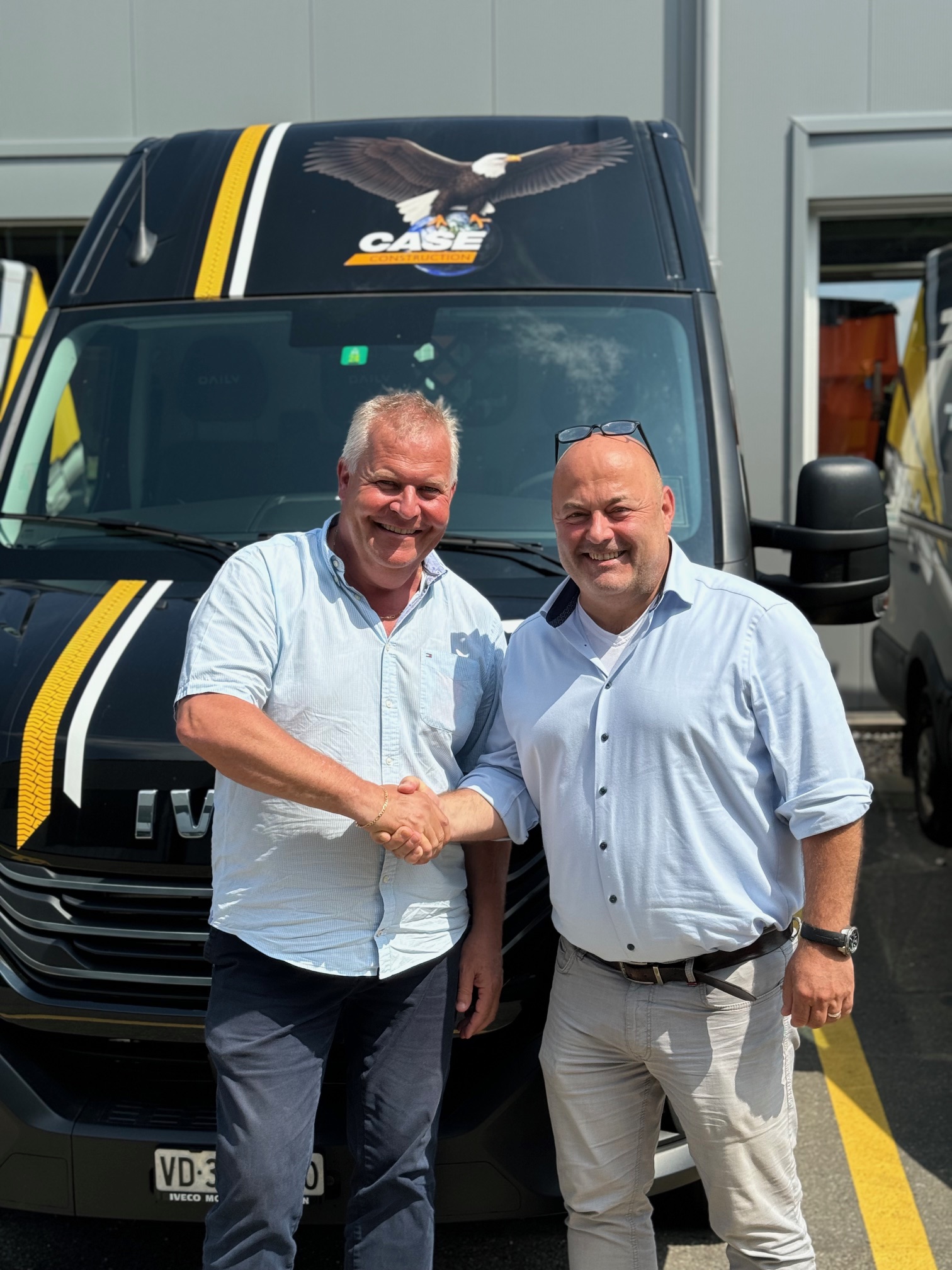 TSF_Terberg_MBA AG_Servicepartnerschaft_Arno Ortlieb_René Vuagniaux.jpg
